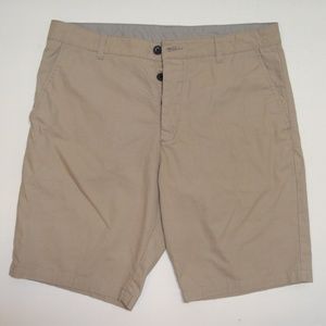 H & M DIVIDED Men / boys KHAKI knee length shorts